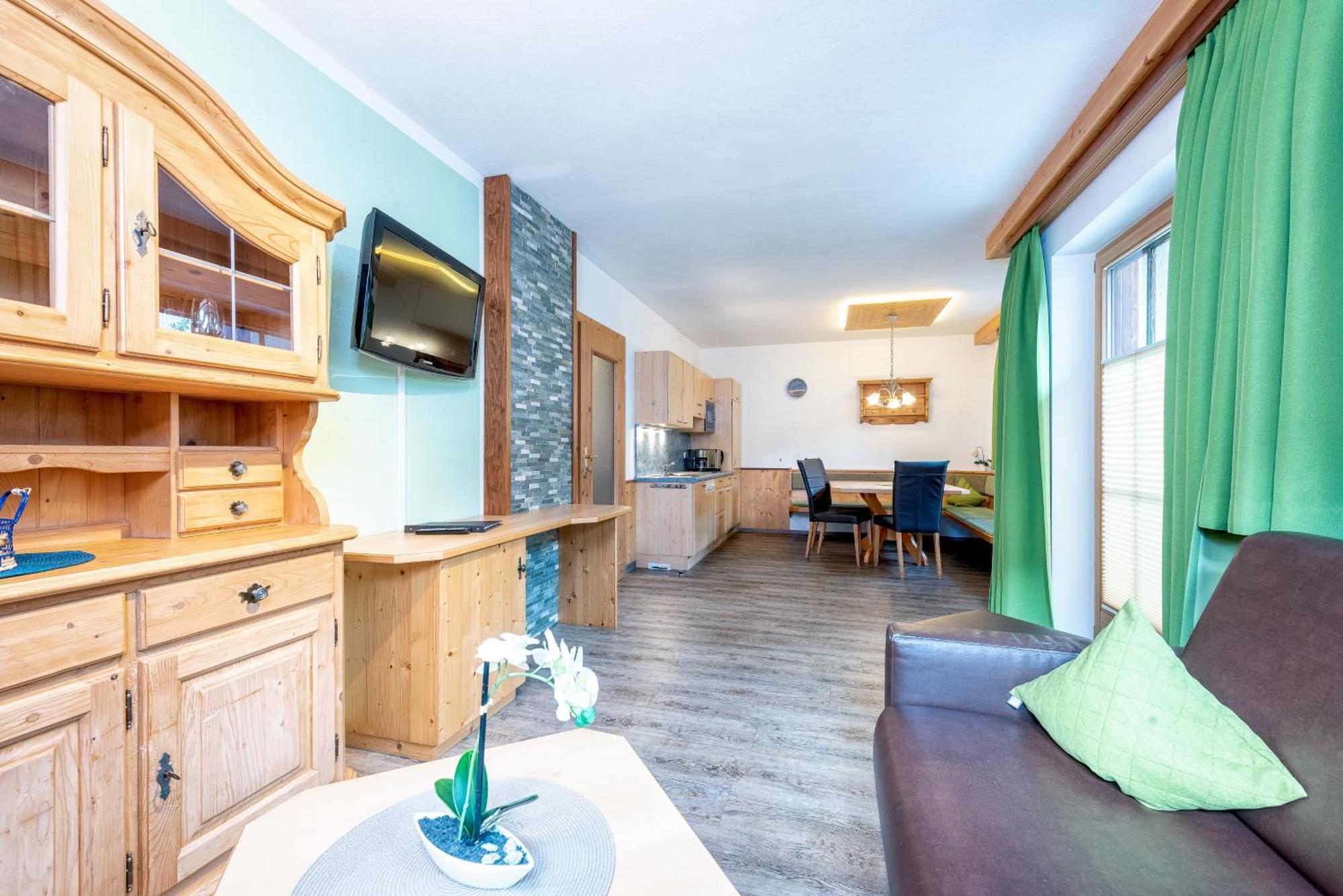 Alpenliving Apartment Майерхофен Екстериор снимка